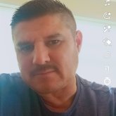 Construction. Pareja que tenga quimica.