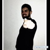 Busco ligar. Mujeres. Una persona comun.