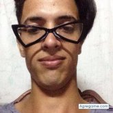 Leohugget chico soltero en 