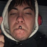 Aventura, todo muere entre nos. Con