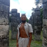 Busco ligar. Conocer. Me lo guardo.