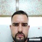 Busco ligar. Si. Tímido y muy