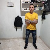 Busco chatear. Una mujer con bonito