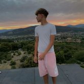 Busco ligar. Busco mujer, a poder ser