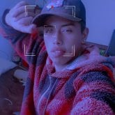 Diversion y trabajar. Soltero en busca.