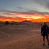 Trabajor por cuenta ajena. Busco pareja.