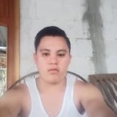 Busco pareja. Una mujer soltera bonita