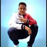 Operador. Busco mujer para cita.