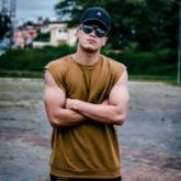 Mujeres muy muy hermosas. Soltero sin