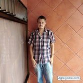 Hotrabel chico soltero en Cartago