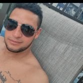 Plomero. Busco mujer divertida y muy