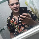 Trabajo. Busco pareja. Diversión