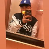 Busco una mujer 
Para conocernos y