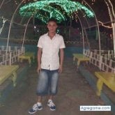 Busco pareja. Chicas.