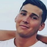 Trabajador. Divertirme un rato.