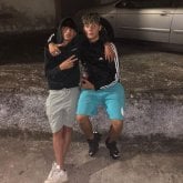 Busco pareja. Un chico guapo alto y