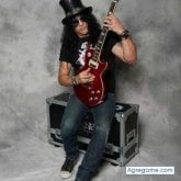 Trabajar. Busco pareja. Máximo