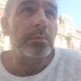 Busco pareja. Una relación seria,,.