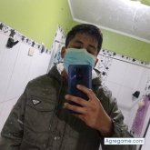 Busco pareja. Amistades. Una persona