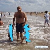 Busco: mujeresMe defino: buena personaMe gusta: pasarlo bien