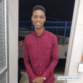 Busco hacer amistades.