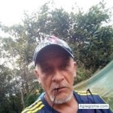 Encuentra Hombres solteros en Moniquirá