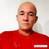 Encuentra Hombres solteros en Alcalá de henares