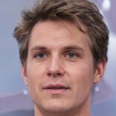 Jubilado. Busco ligar. Relacion sin