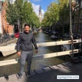 Busco ligar. Alguien con quien