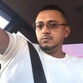 Busco pareja. Una aventura con una mujer