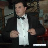 Encuentra Hombres solteros en Parla