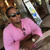 Busco pareja. Una dama hermosa que se