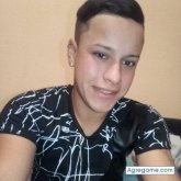 Chatear con adriancaceres de General San Martín