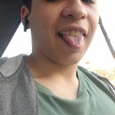 Estudiante. Busco pareja. Soy hombre