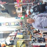 Niocastro chico separado en Queens Village