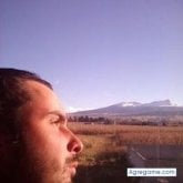 Busco hacer amistades.