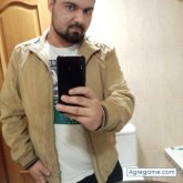 Soltero. Busco ligar. Mujer. Alegre.