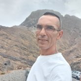 Albañil. Busco pareja. Conoser una