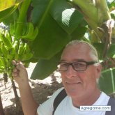 EricAustria chico divorciado en 