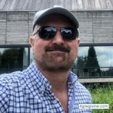 Busco conocer gente.