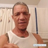 Estilista. Busco ligar. Mujeres para