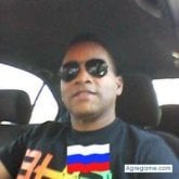 Encuentra Hombres solteros en Panamá Ciudad