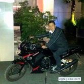 Busco pareja. Mujeres. Amigable.