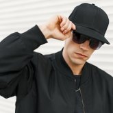 Soltero..moreno 1.85. Hacer disfrutar.