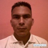 Encuentra Hombres solteros en Flint