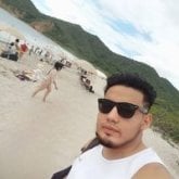 Busco pareja. Busco mujeres de 18 a 30