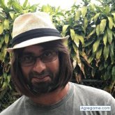 Emprendedor. Busco pareja. Tengo una