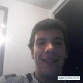 Busco pareja. Mujer. Normal. El deporte.