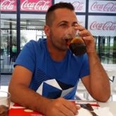 Autónomo. Atento  y buena persona.