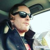 Busco pareja. Mujer de mente avierta.